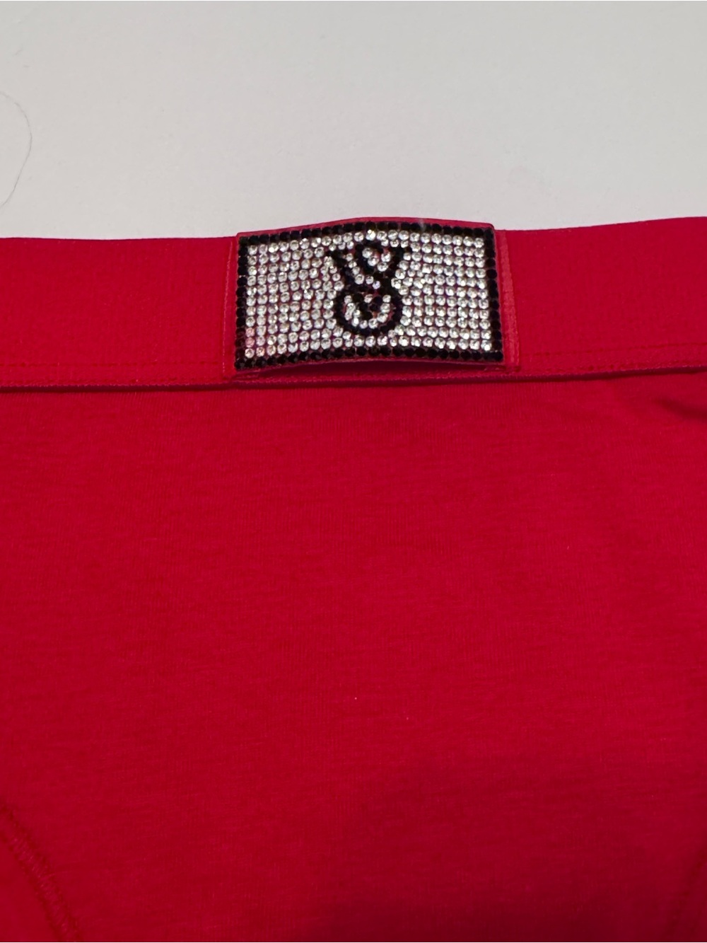 Victoria’s Secret Red Hiphugger Panty with Crystal Logo Accent Size Large NWT - Picture 2 of 5